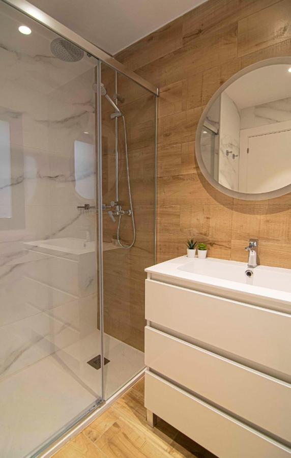 מאלגה Apartamentos Leonor מראה חיצוני תמונה