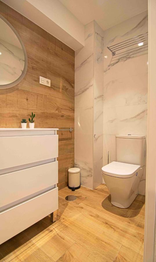 מאלגה Apartamentos Leonor מראה חיצוני תמונה